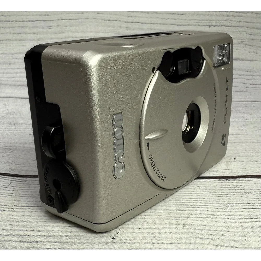 CANON ELPH LT 260 DIGITAL‎ POINT & SHOOT CAMERA SILVER